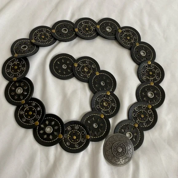 Boho circle cutout hip concho belt - Picture 7 of 9